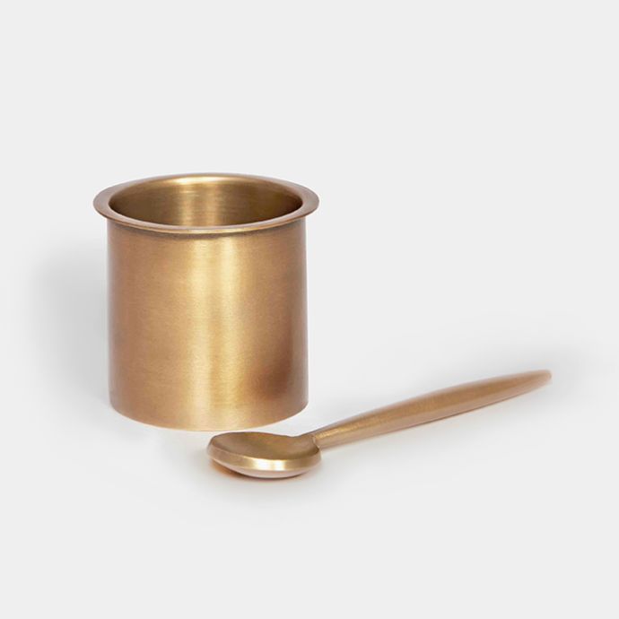 Kumau condiment server